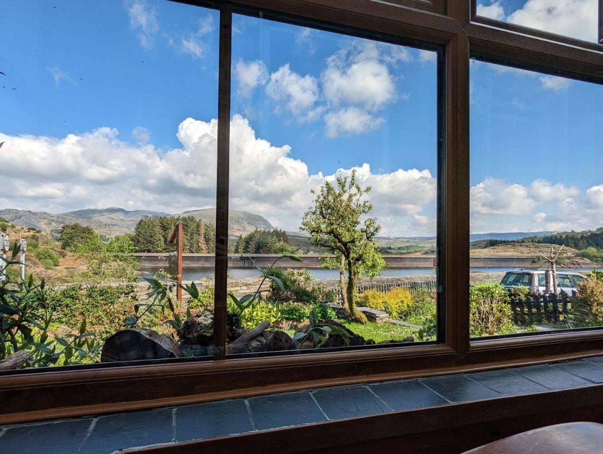 Bryn Elltyd Eco House Casa de hóspedes Blaenau Ffestiniog Exterior foto