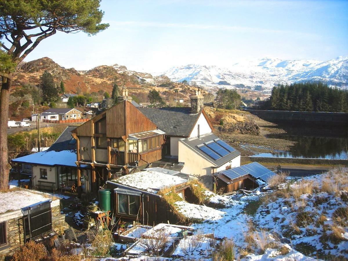 Bryn Elltyd Eco House Casa de hóspedes Blaenau Ffestiniog Exterior foto